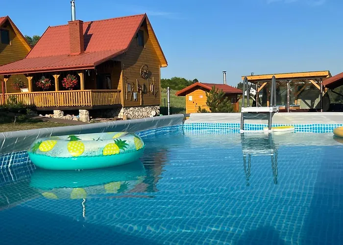 Luxdomki
